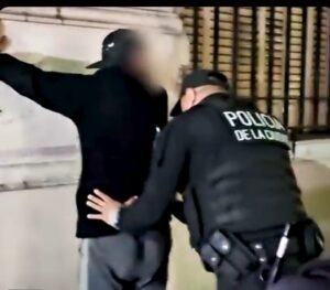 695860b3-8901-4319-85c2-73e81006cfdd